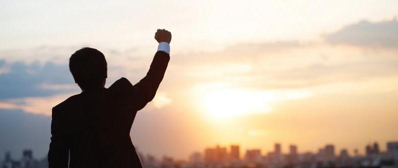 Top 5 Habits of Financially Successful People Featured Image